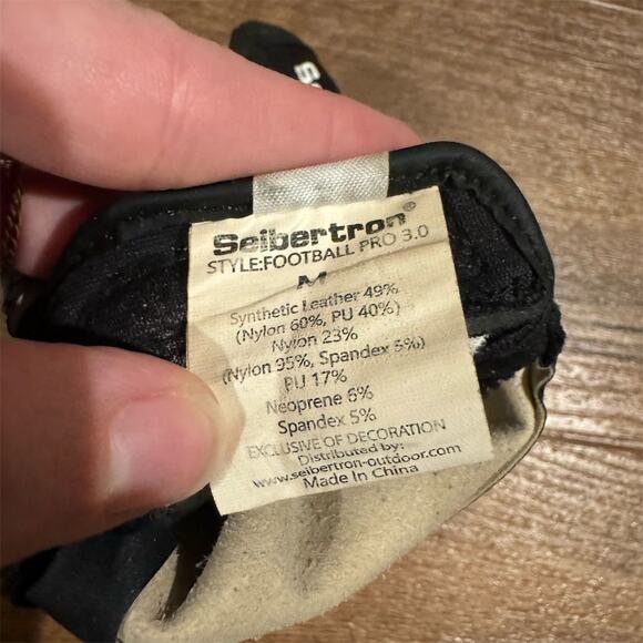 Seibertron Pro 3.0 Elite Football Receiver Gloves Black/White Ultra Light Medium - Picture 7 of 8